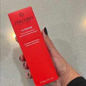 Shiseido Ultimune Serum in Bold Red Packaging